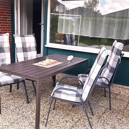 Holiday home Strandgut